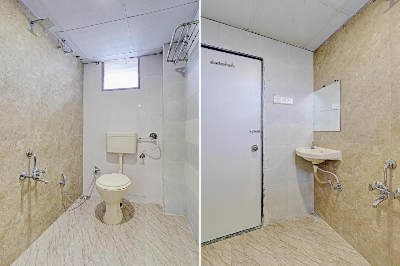 Oyo 81729 Blue Star Hotel 3*