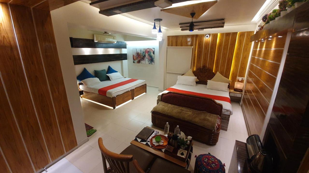 Love hotel Krishna Ahmedabad