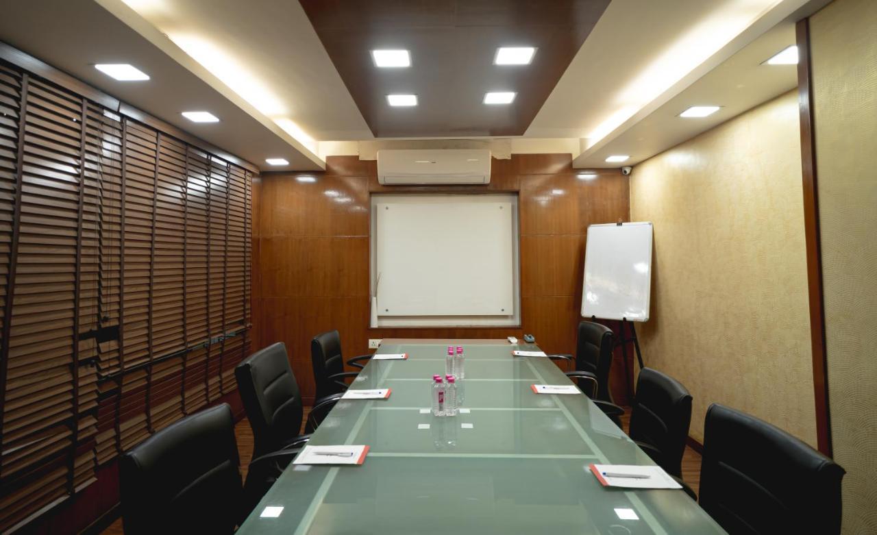 The Fern Residency, Subhash Bridge, Hotel 4*
