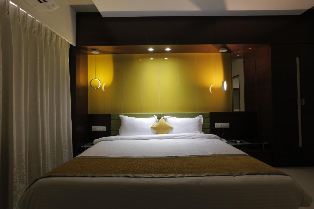The Lotus Park Hotel 3*