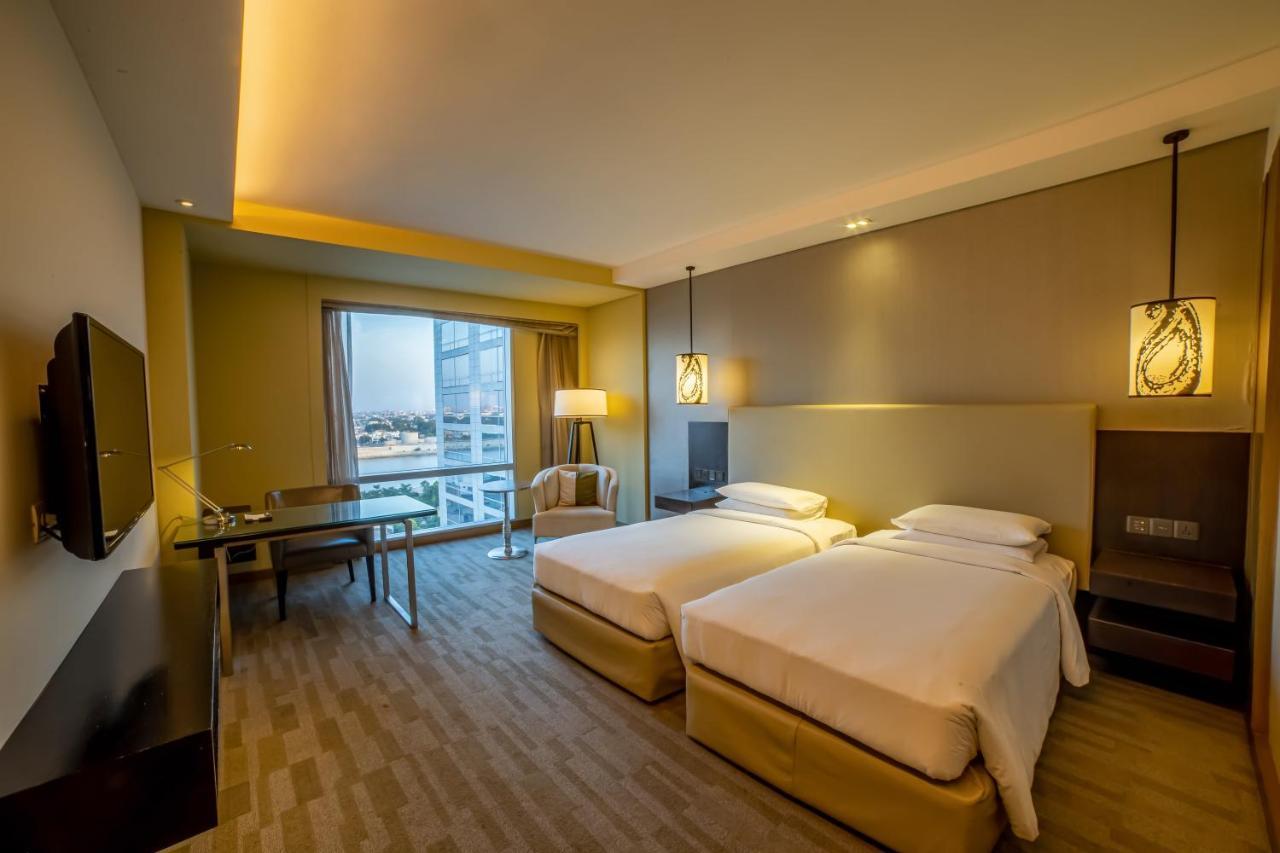 Hyatt Regency 5*