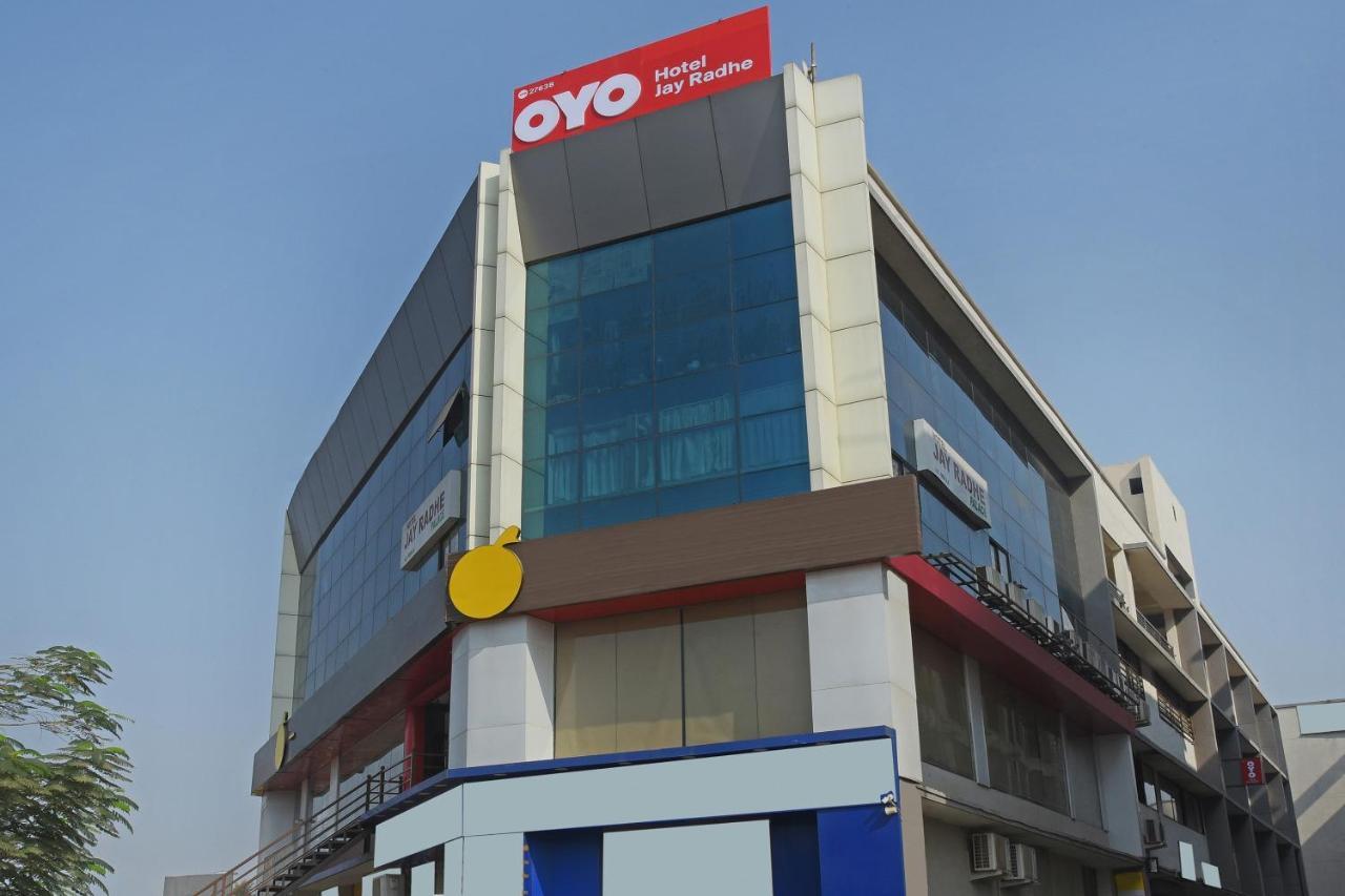 Hotel Spot On 27638 Jay Radhe Ahmedabad