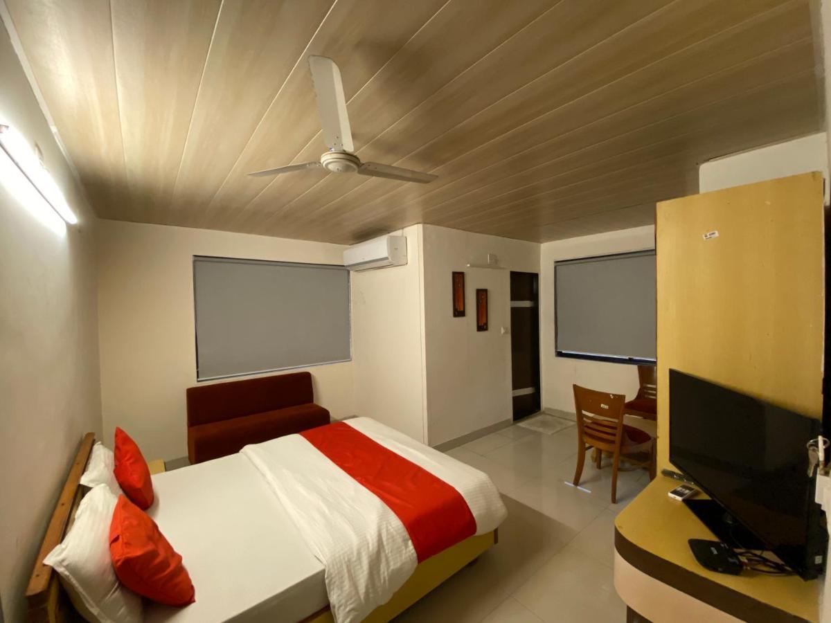 Riverfront Hotel Ahmedabad