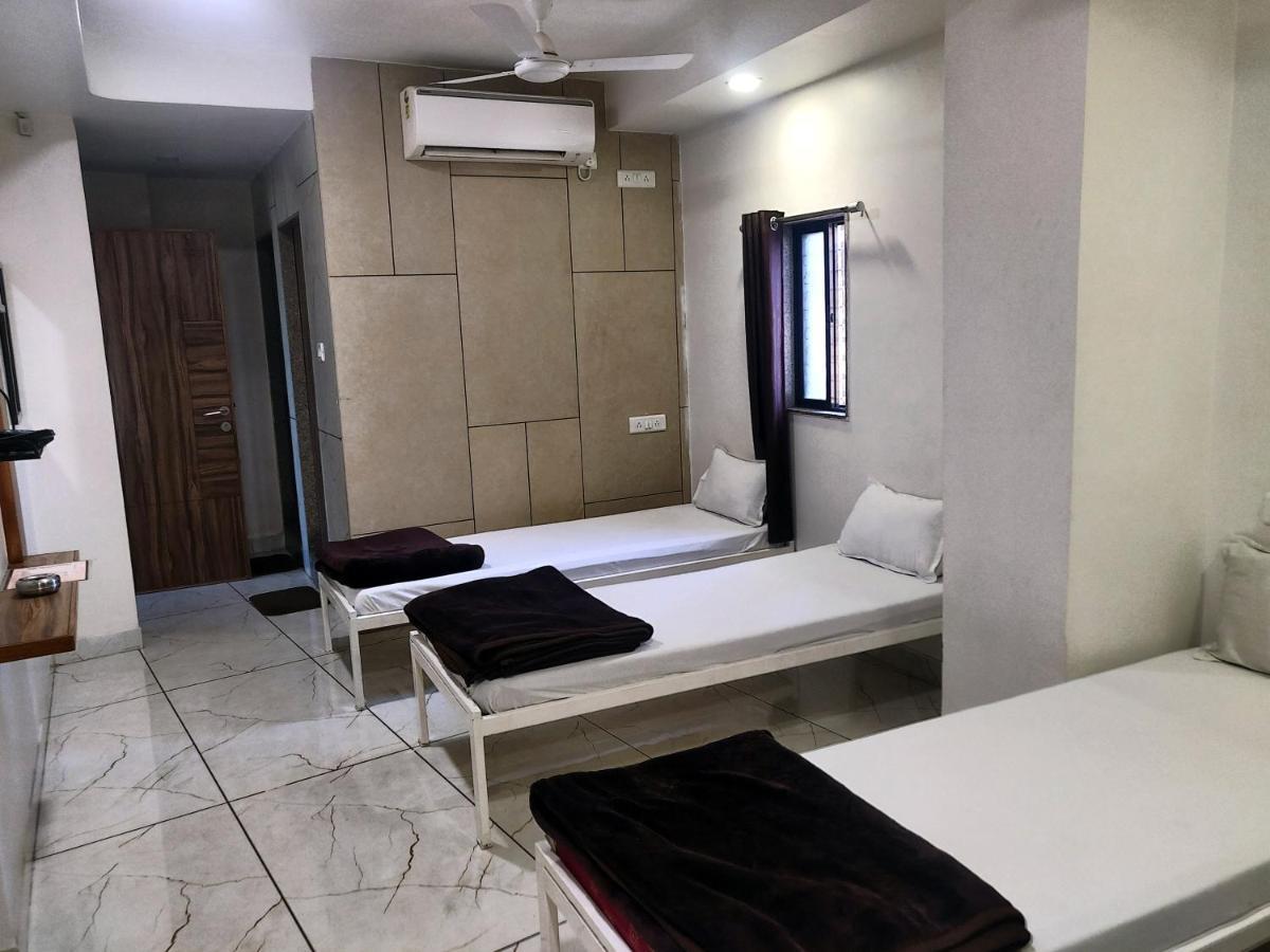 Milan Hotel Ahmedabad
