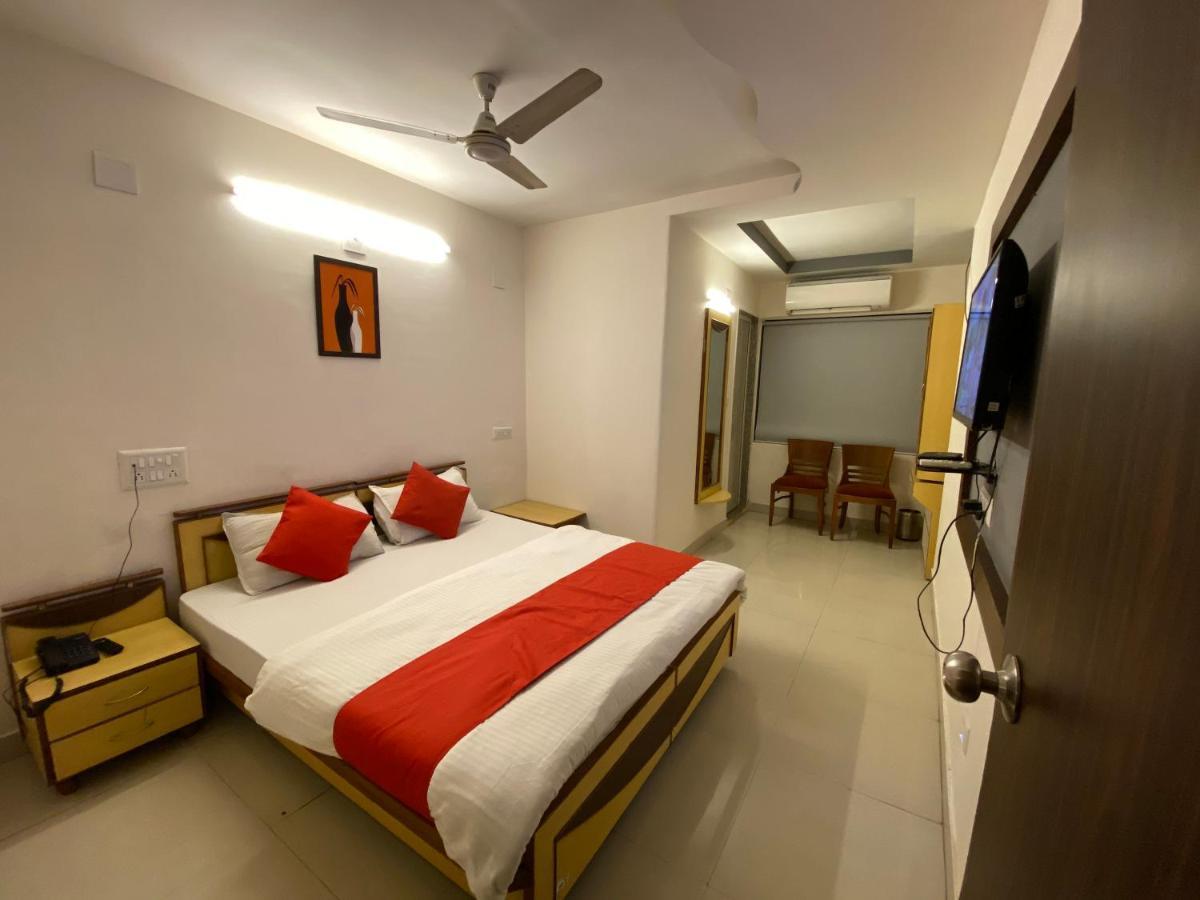 Hotel Riverfront 3*