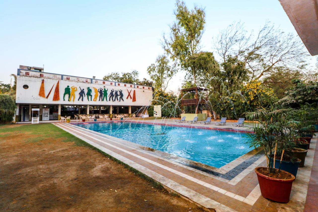 Arristo And Club Hotel