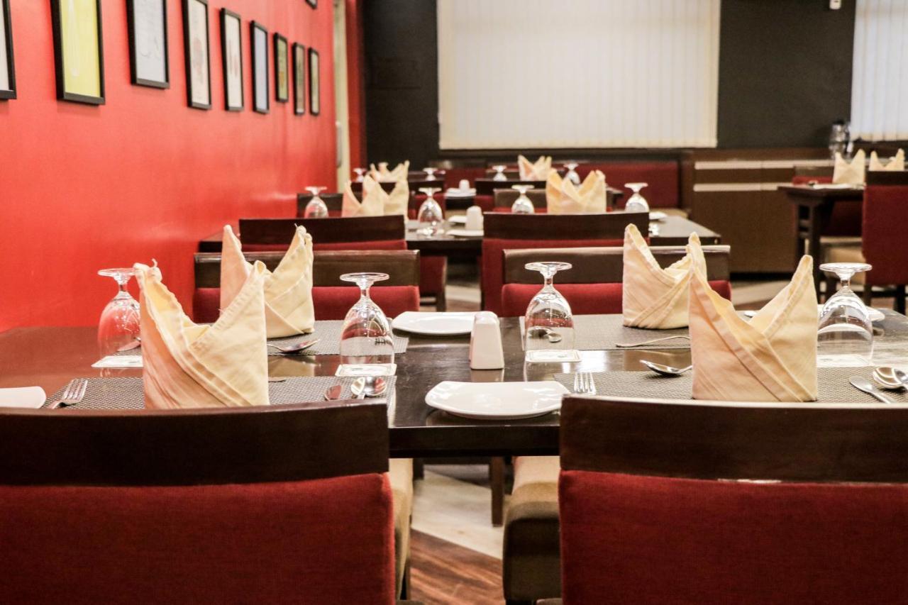 Arristo And Club Hotel Ahmedabad