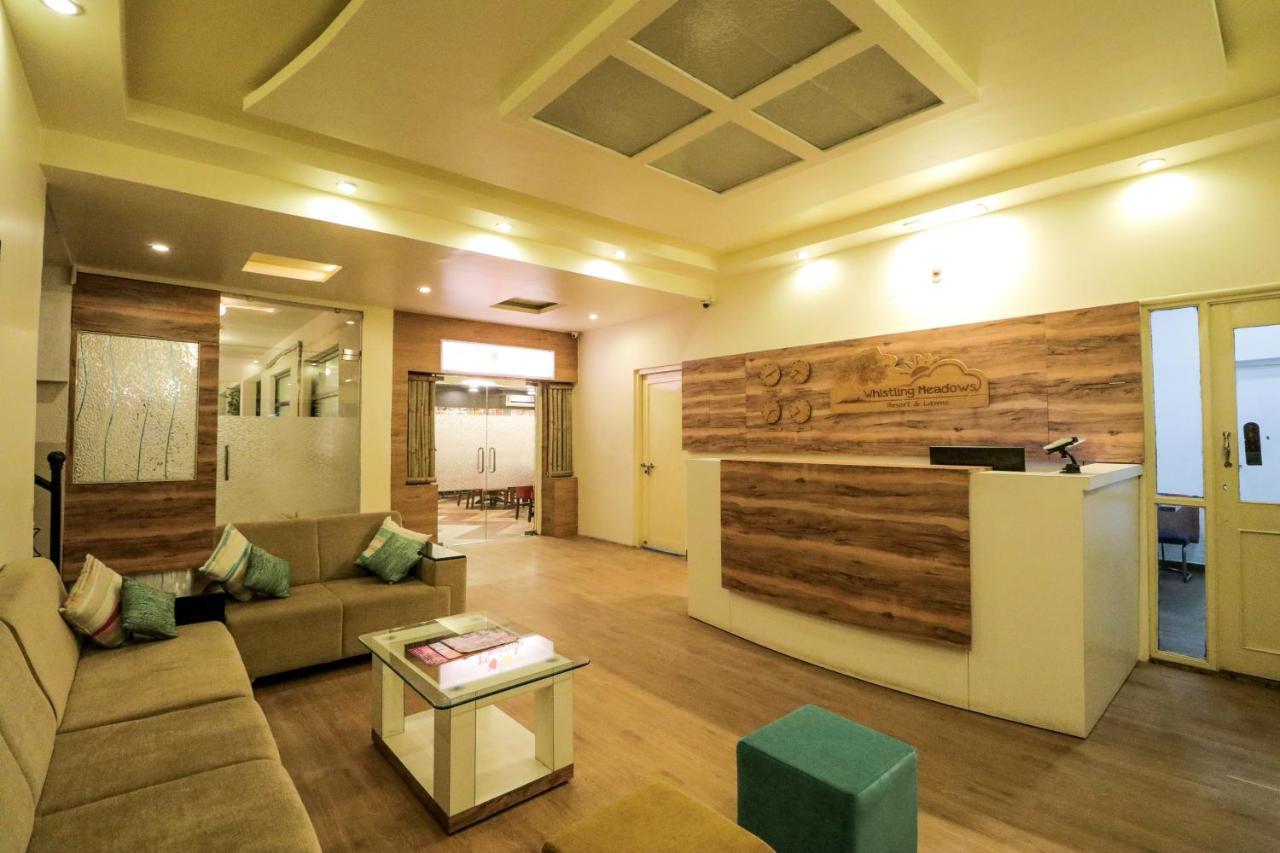 Arristo And Club Hotel Ahmedabad