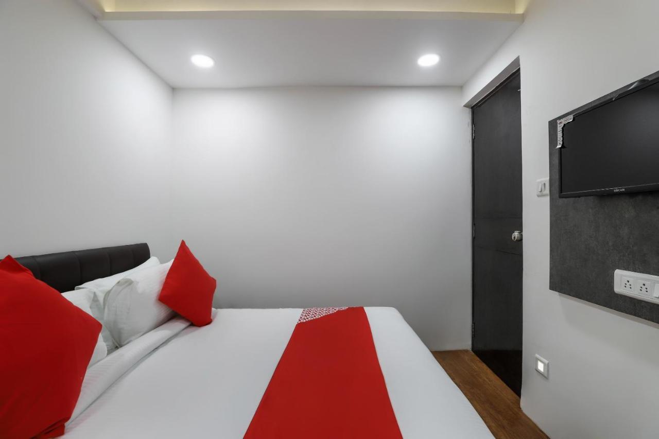 Oyo 40139 Peradiot Hotel 3*