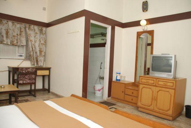 Hotel Royal Ahmedabad