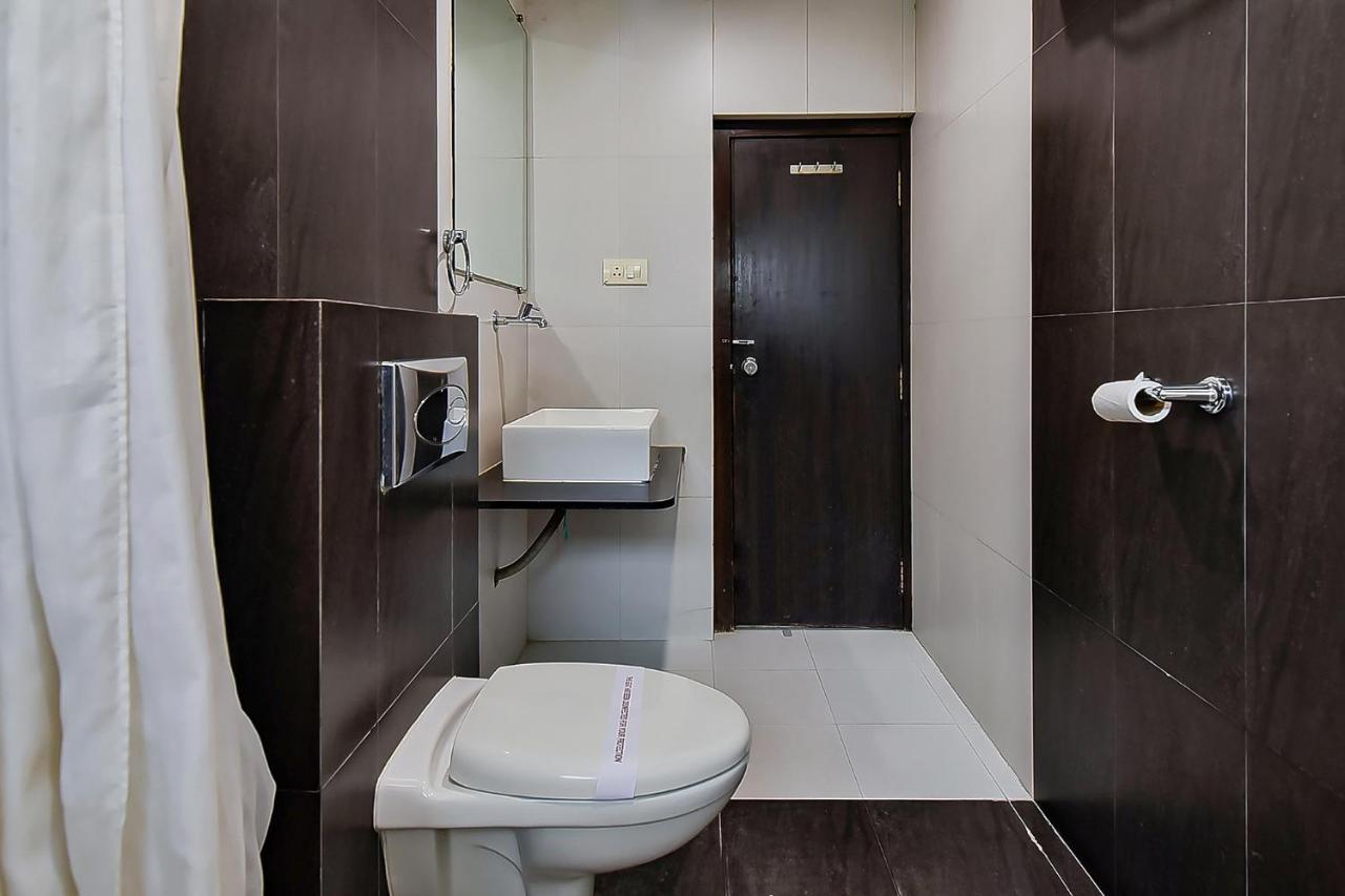 Hotel Fabhotel Royal Landmark Ahmedabad