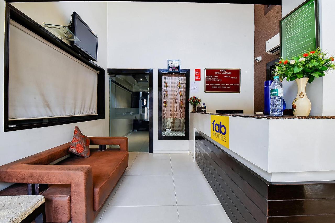 Hotel Fabhotel Royal Landmark Ahmedabad
