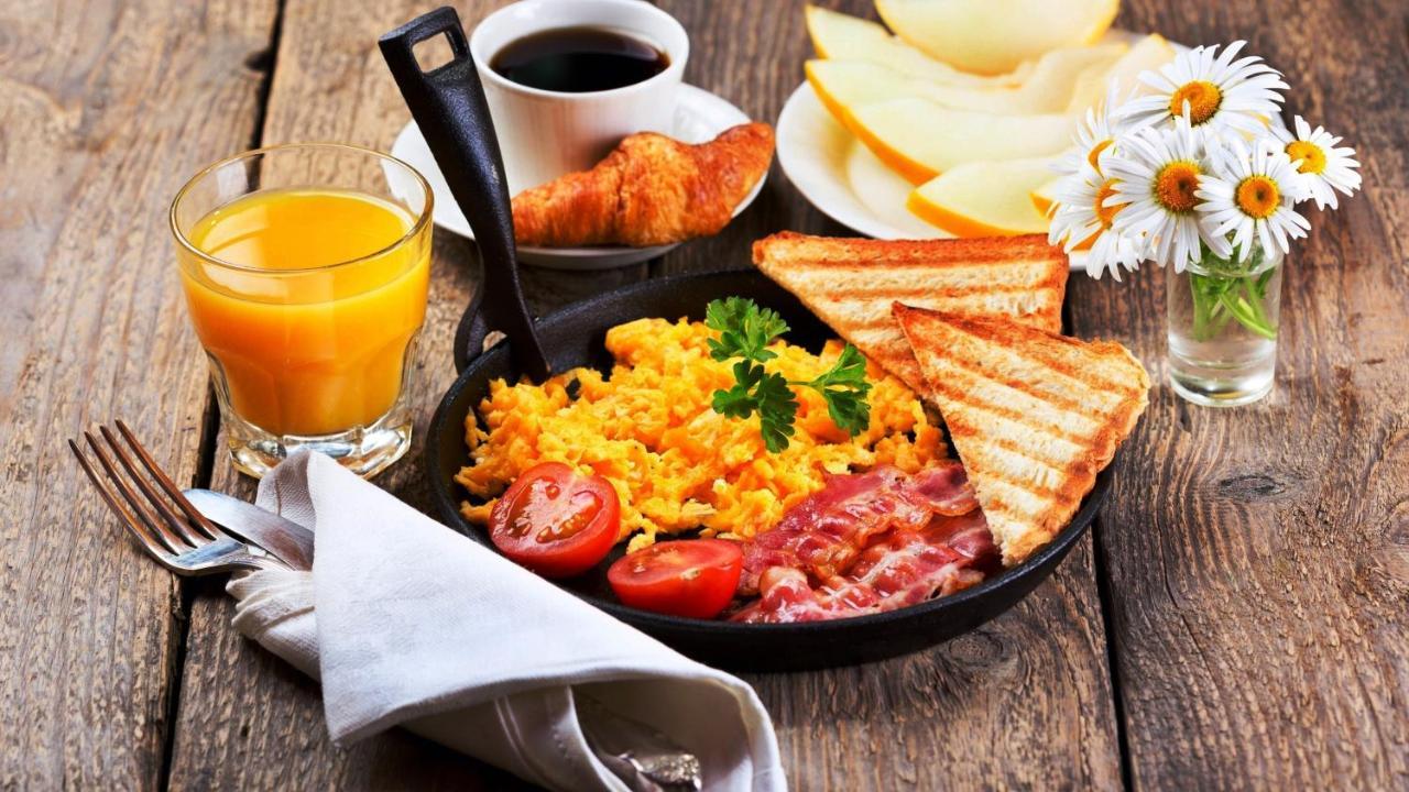 Fabhotel Royal Landmark Hotel Ahmedabad