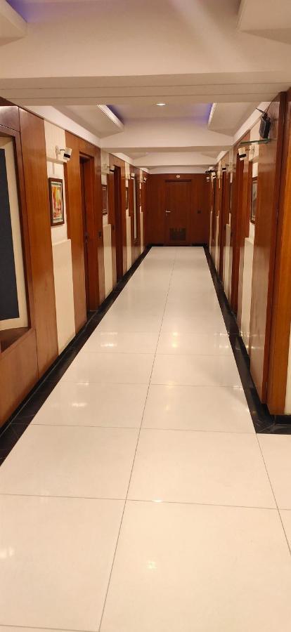 Dev Corporate Hotel