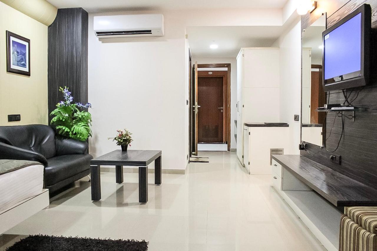 Dev Corporate Hotel