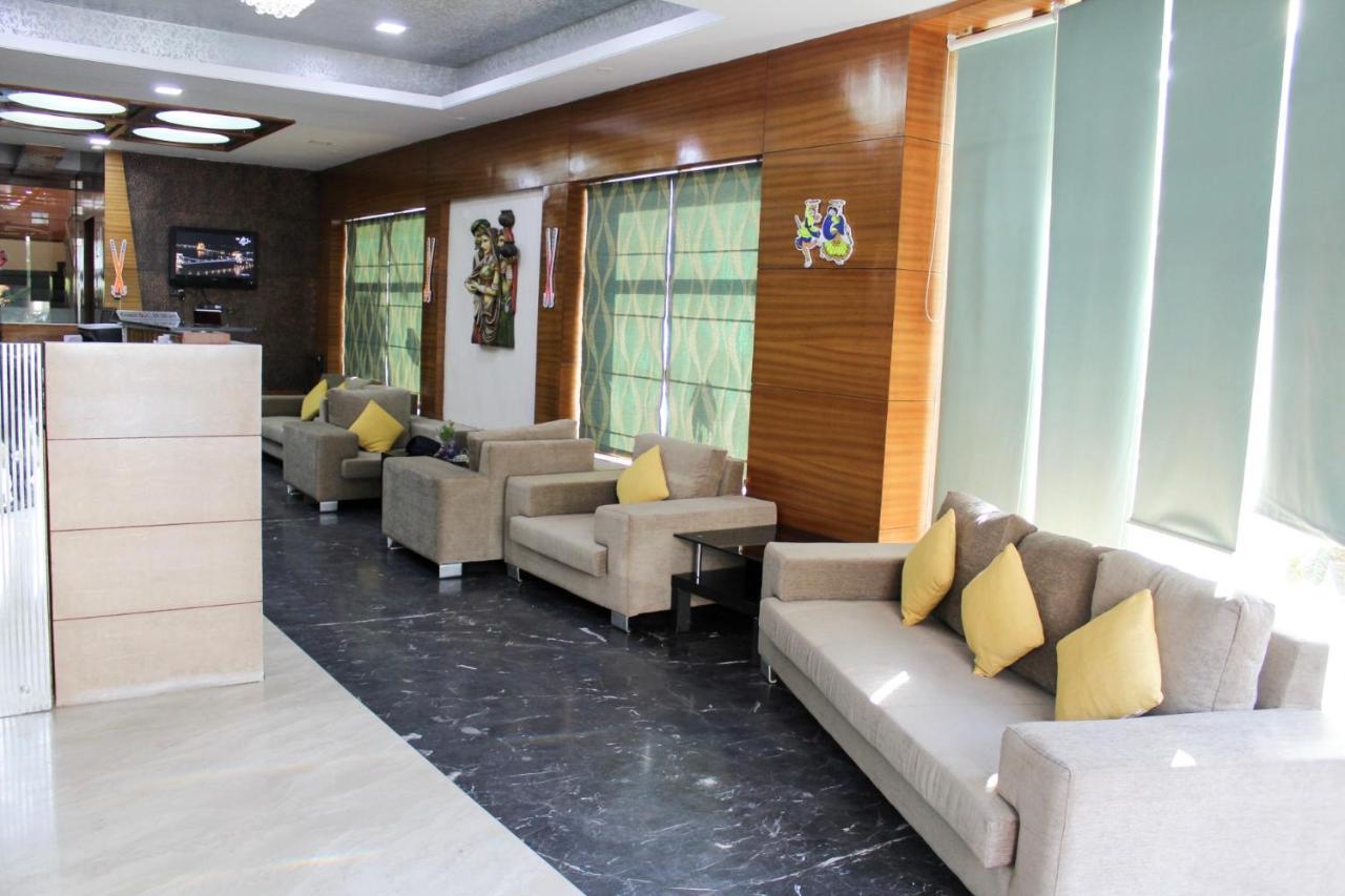 Dev Corporate Hotel