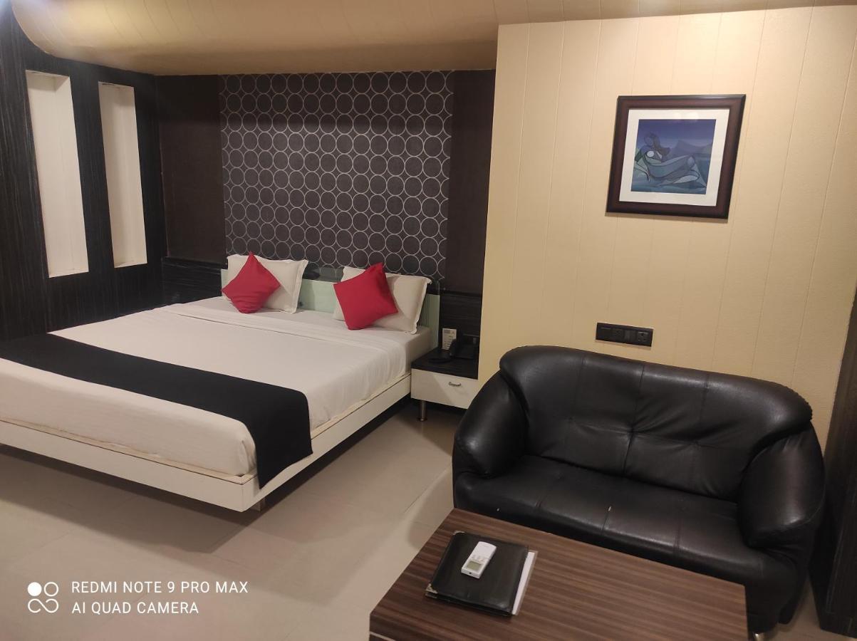 Dev Corporate Hotel