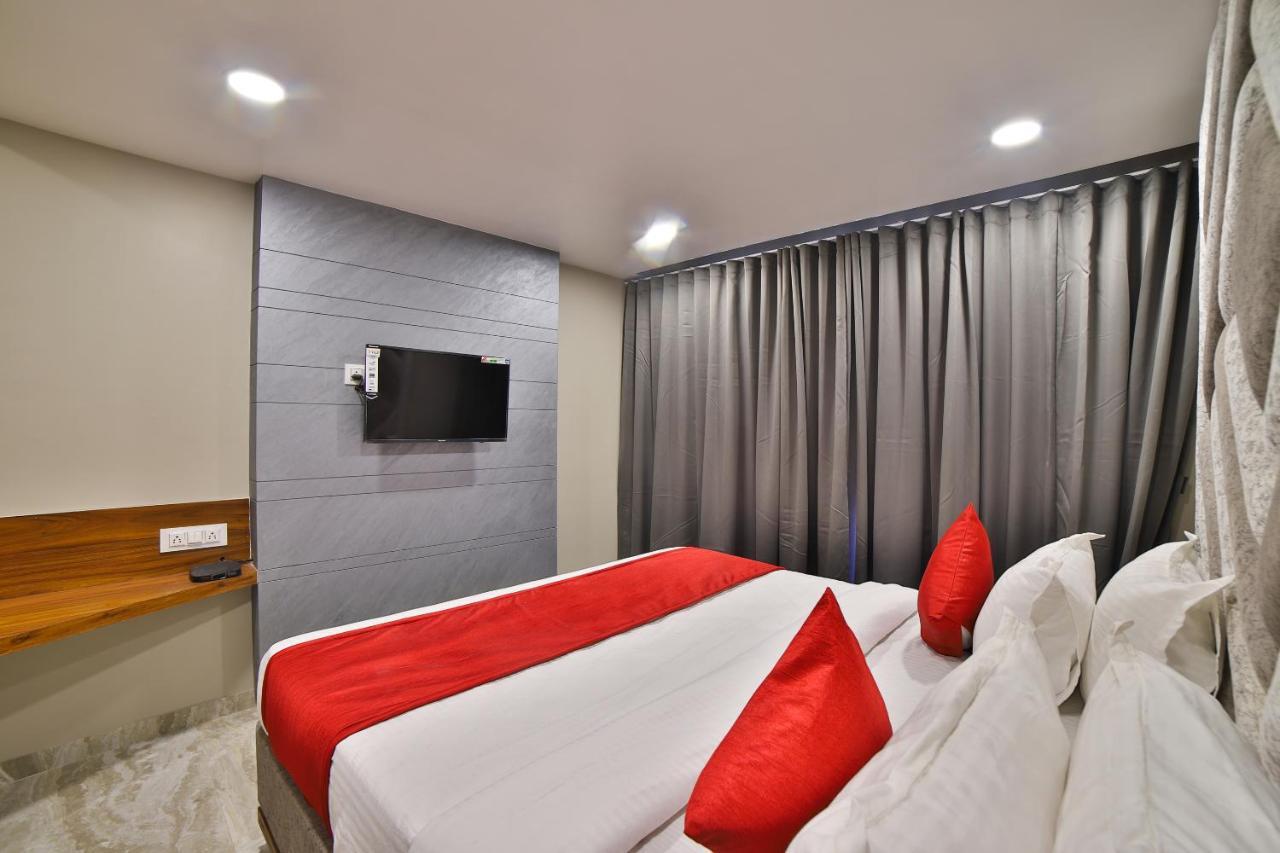 Balaji Hotel