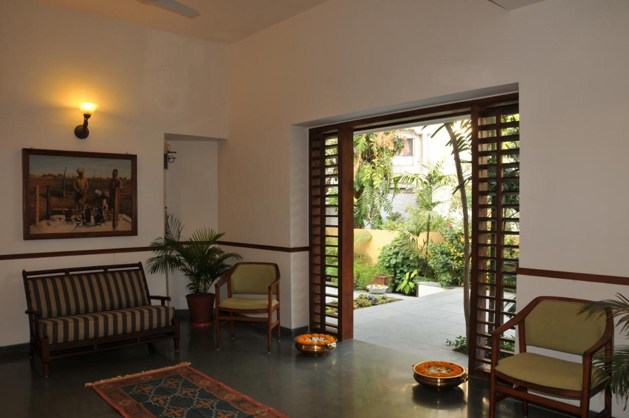 The Boutique Guest House- Utelia House No.9 *