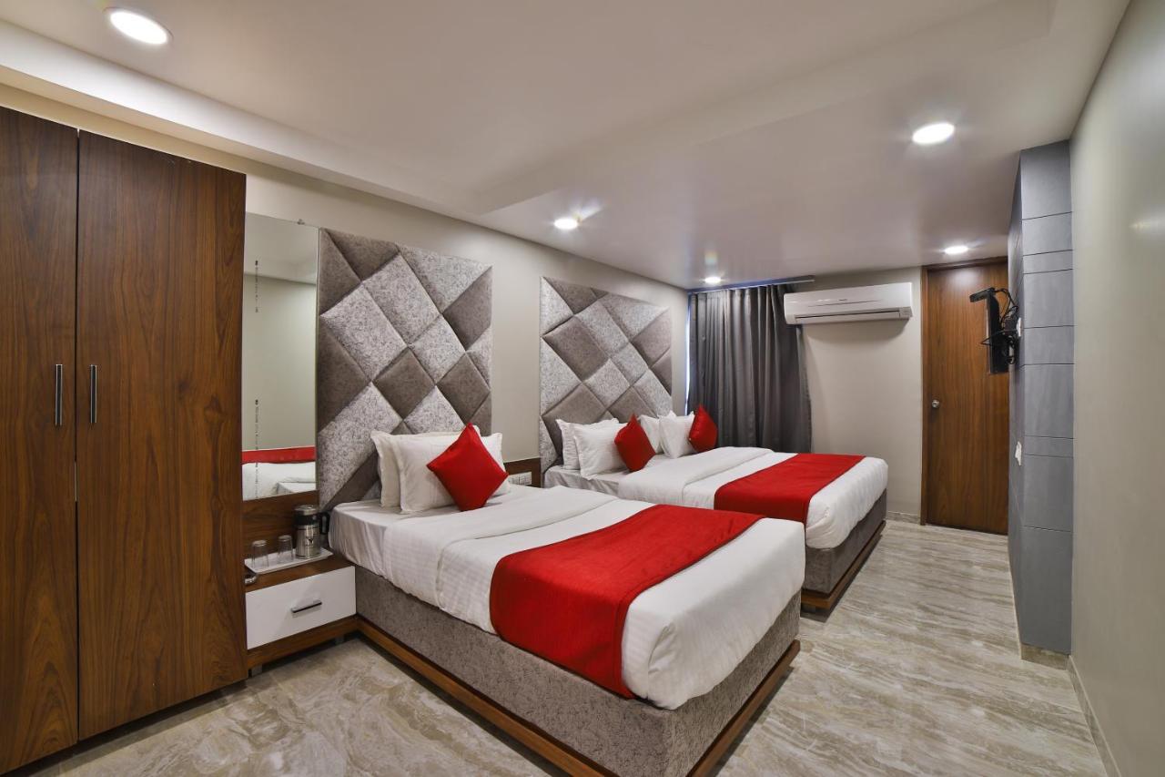Balaji 3*