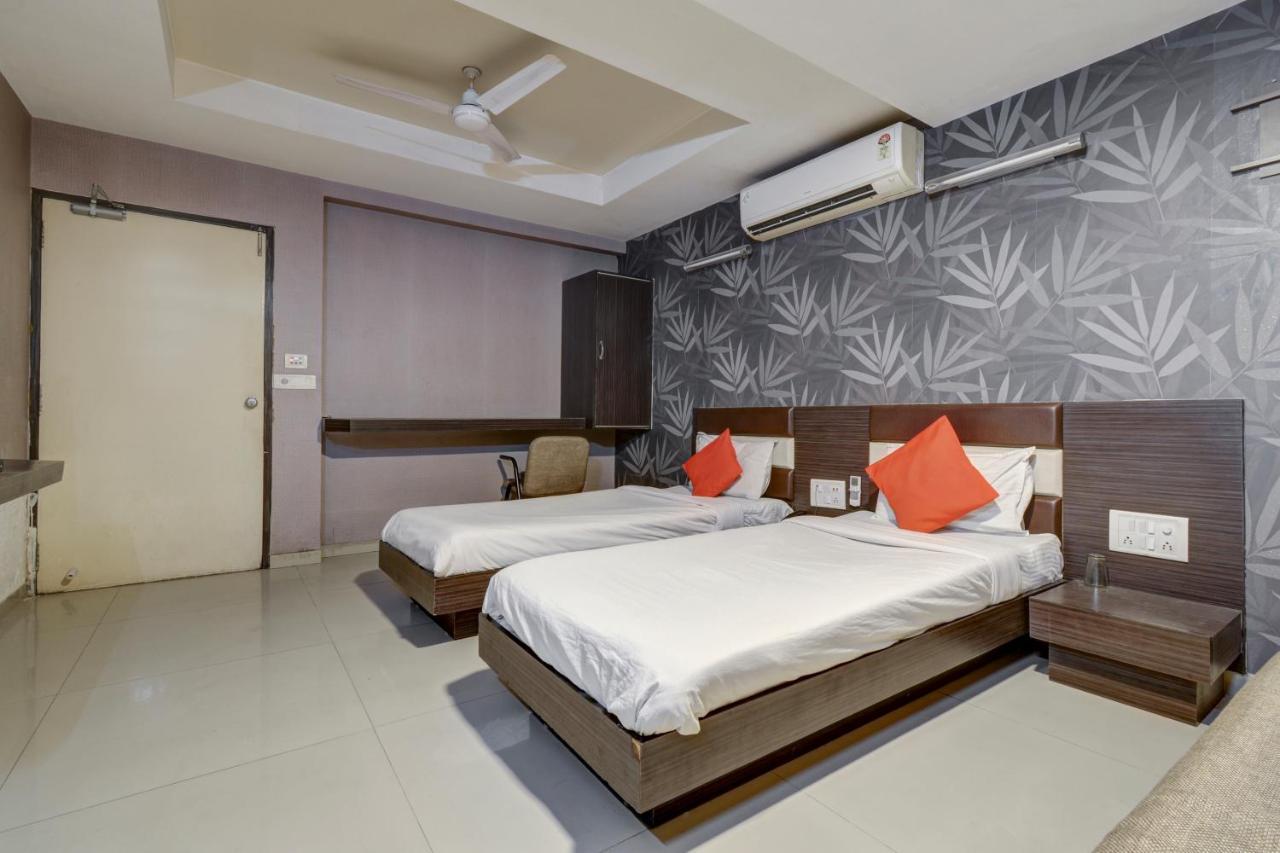 Skyland Hotel Ahmedabad