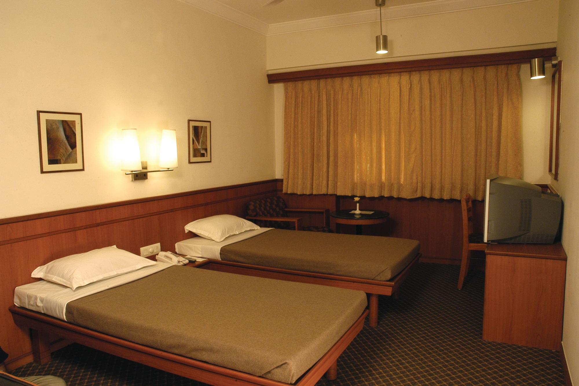 Hotel Skylon