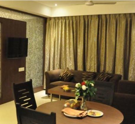 Takshashila Hotel