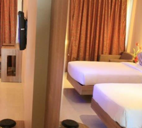 Hotel Takshashila 3*