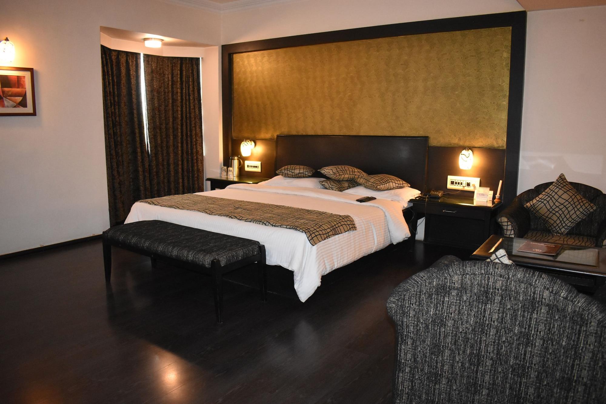 Hotel Royal Highness Ahmedabad