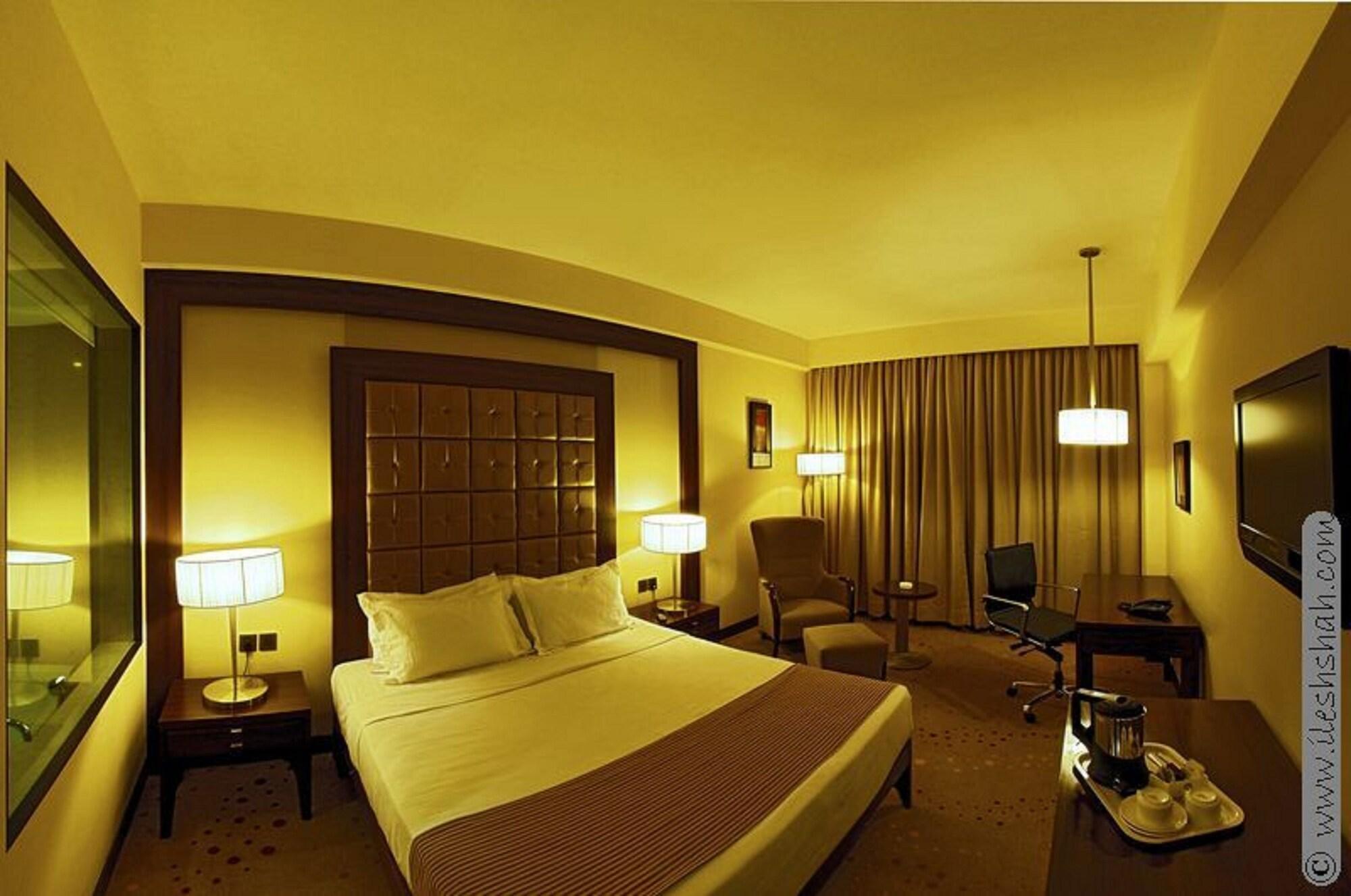 Hotel The Cambay Grand Ahmedabad