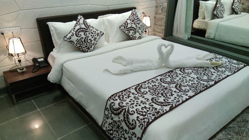 Tribecca Select 3* Ahmedabad