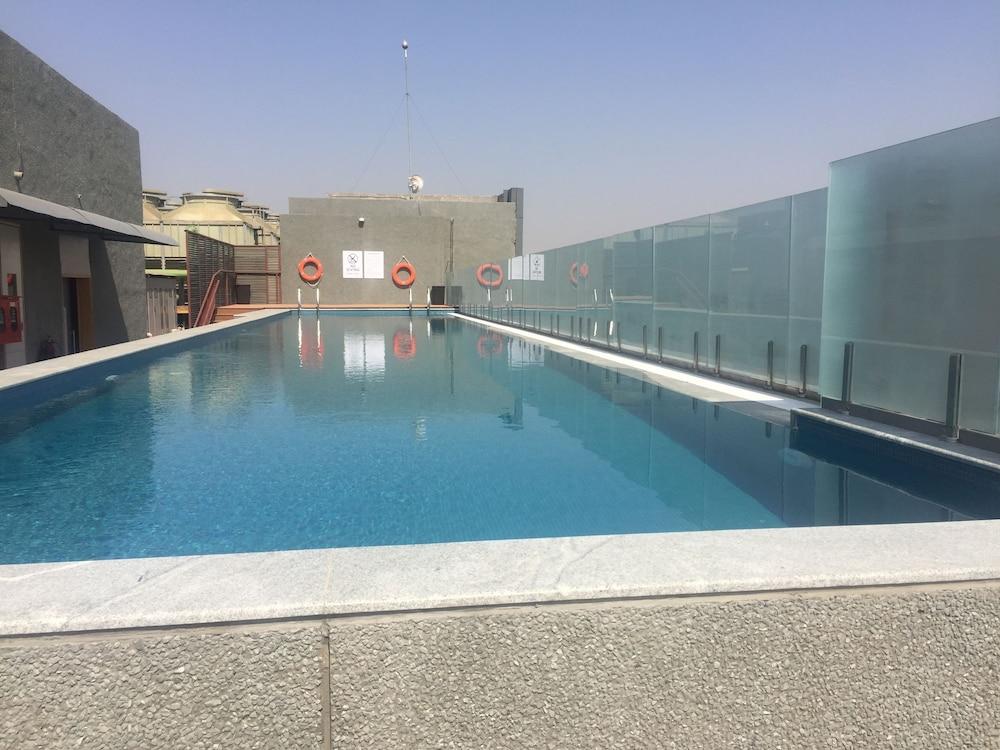Doubletree By Hilton Hotel Ahmedabad