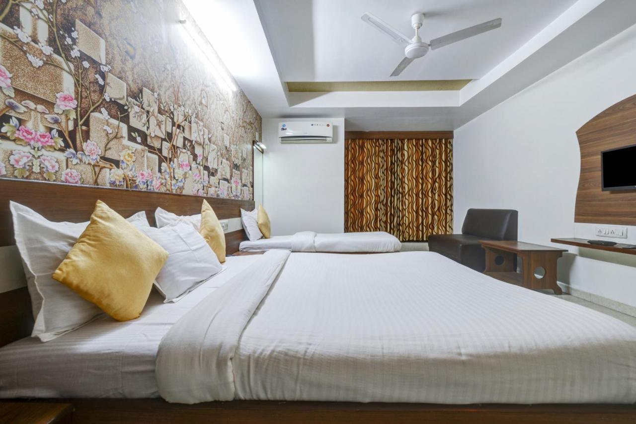 Hotel Tirupati Ahmedabad