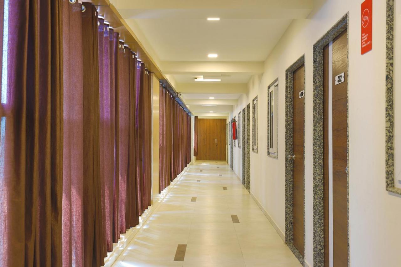 Hotel Spot On 6862 Tulip Plaza 2*