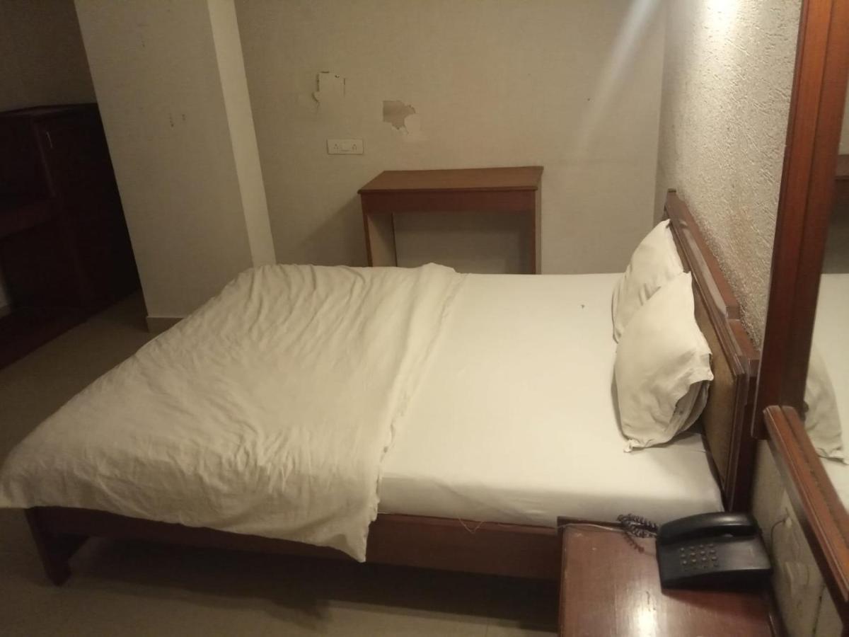 Apex 3* Ahmedabad