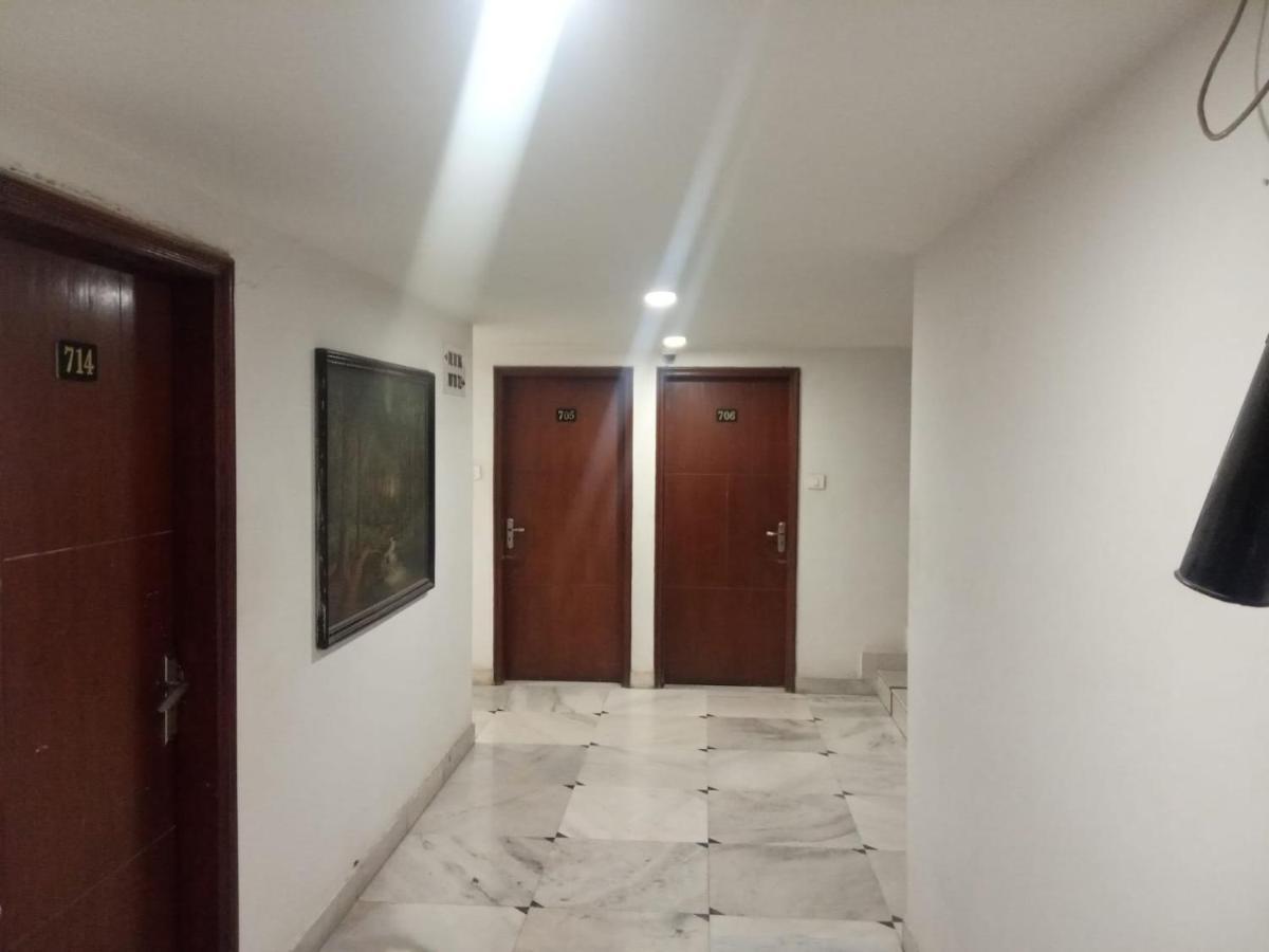 Apex Hotel 3*