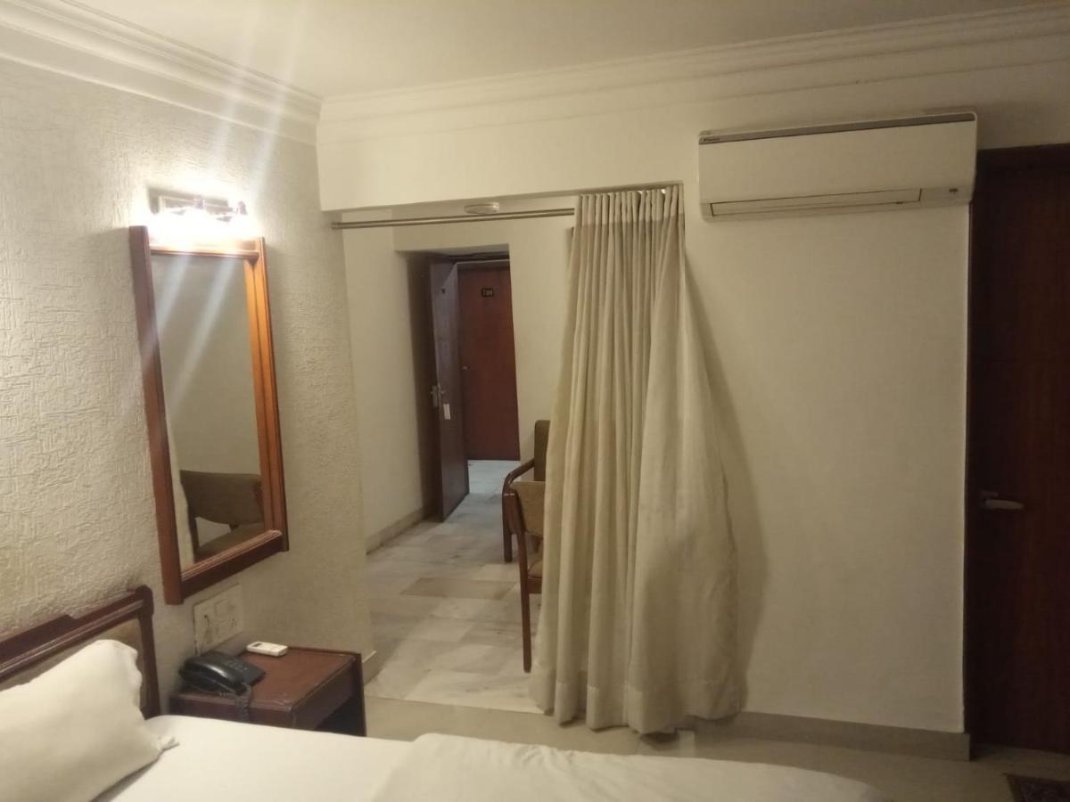 Apex Hotel 3*