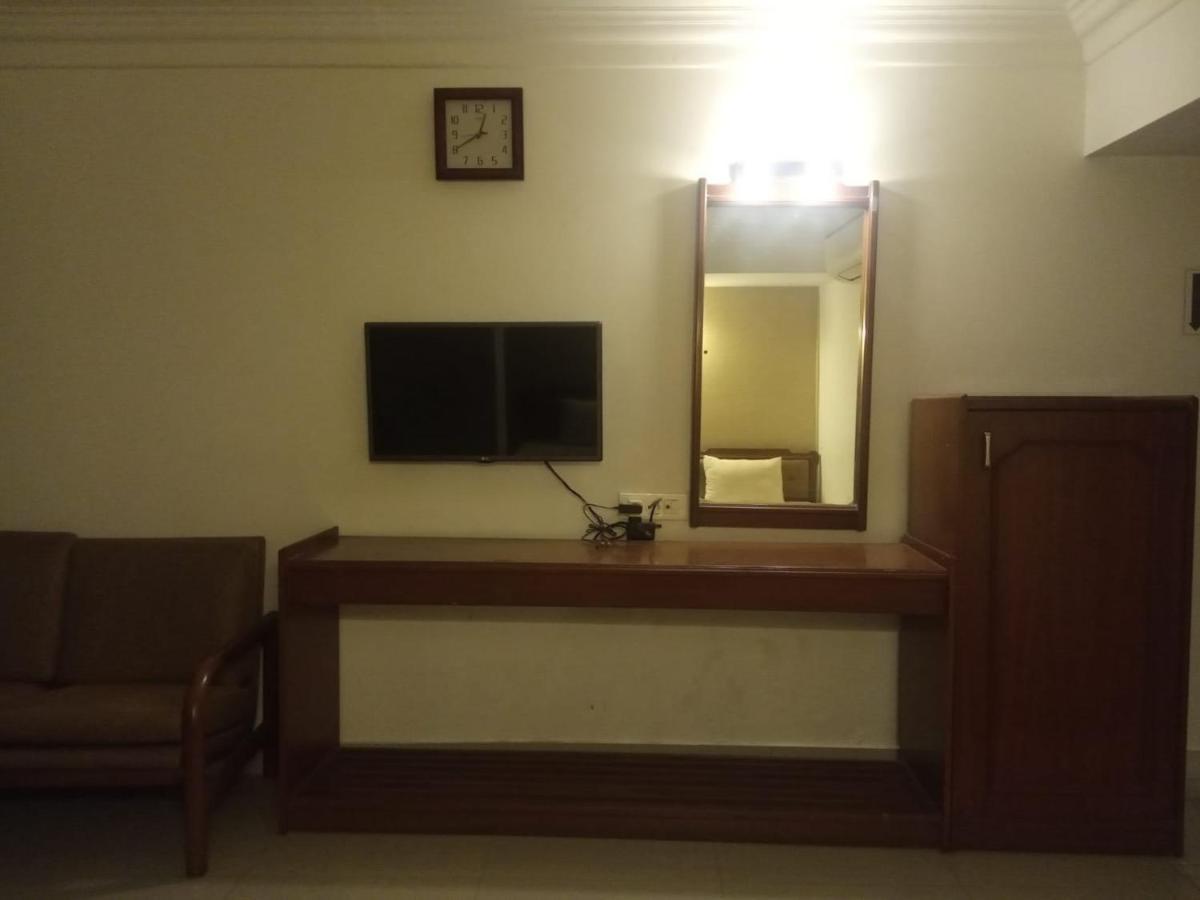 Apex Hotel 3*