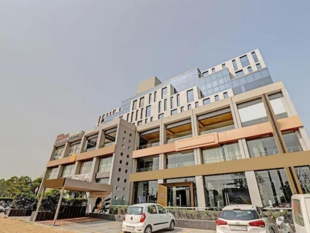Hotel Avens Ahmedabad