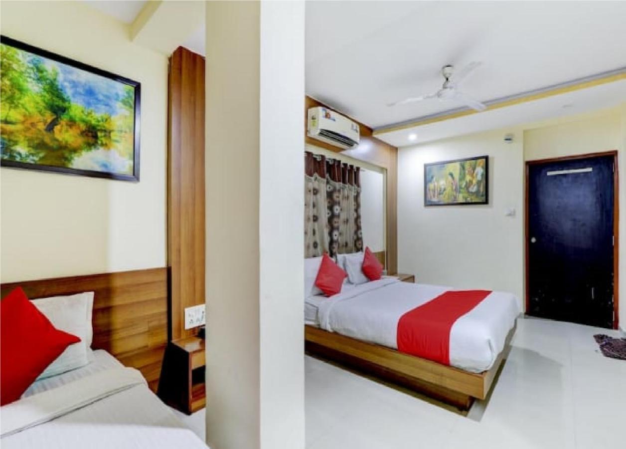 Krishna Palace Hotel
