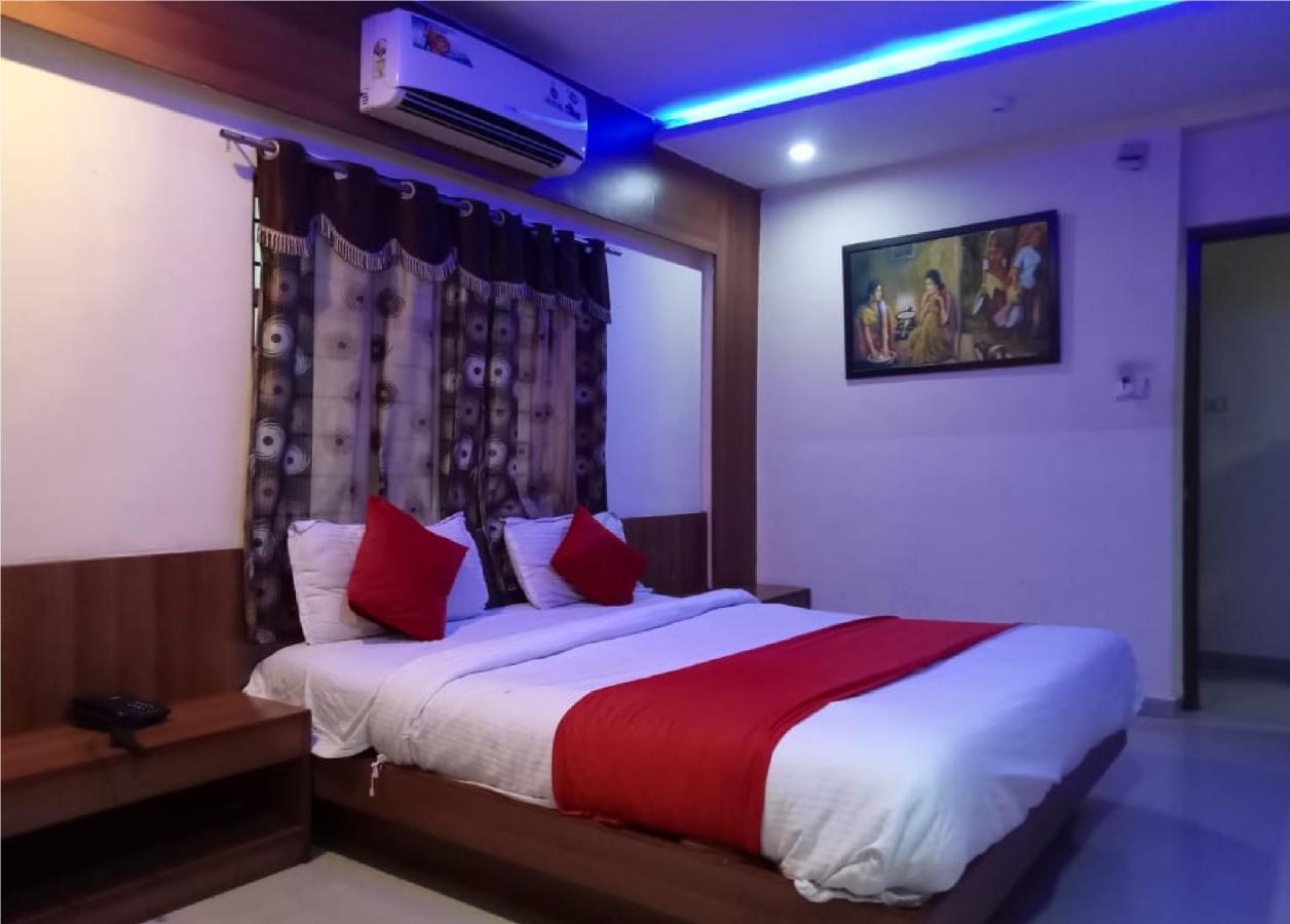 Krishna Palace Hotel Ahmedabad