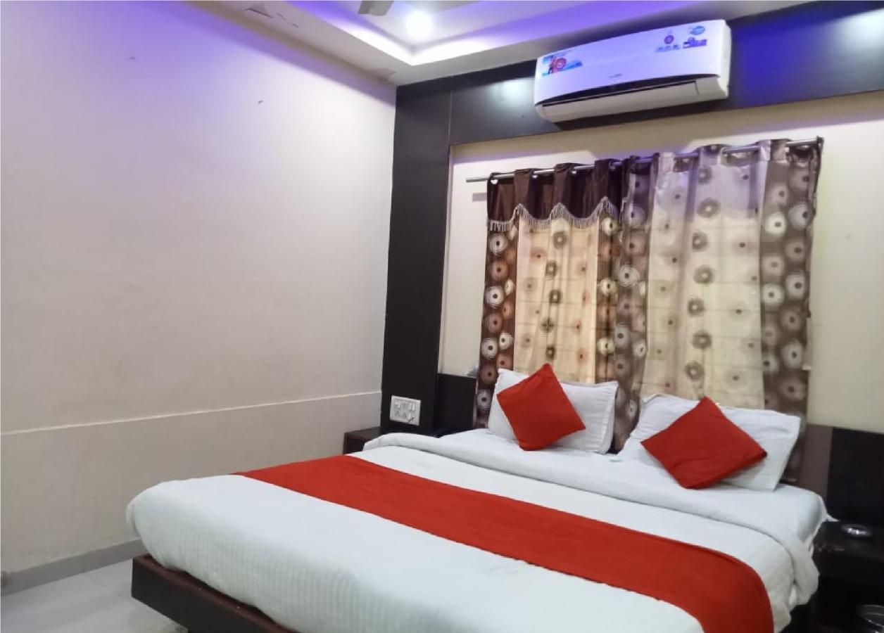 Hotel Krishna Palace