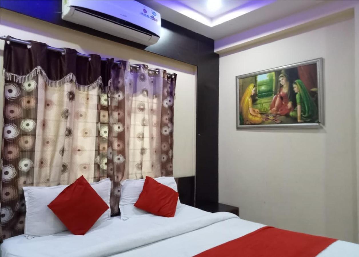 Krishna Palace 2*