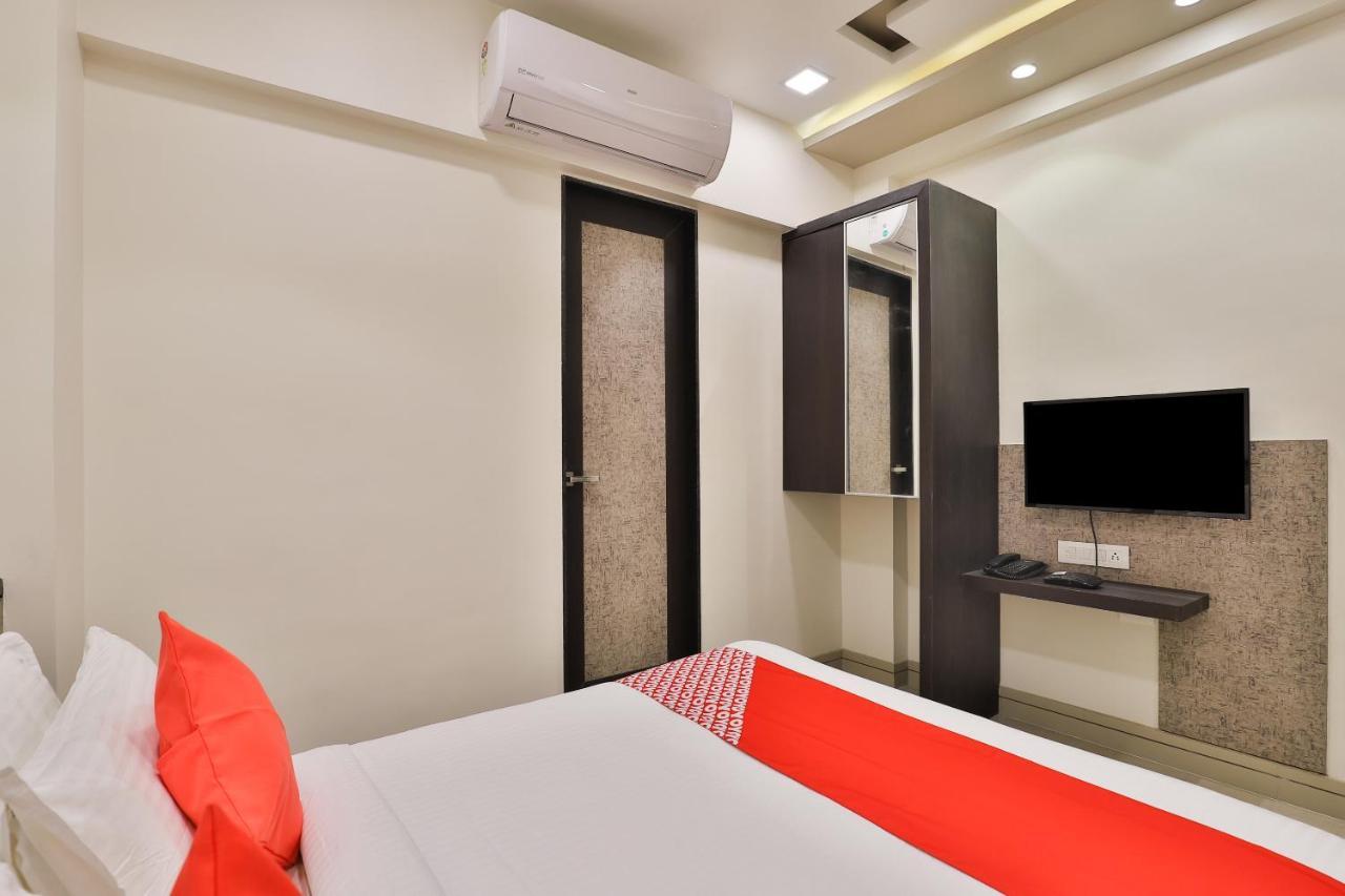 Oyo 23289 Anmol Palace Hotel Ahmedabad