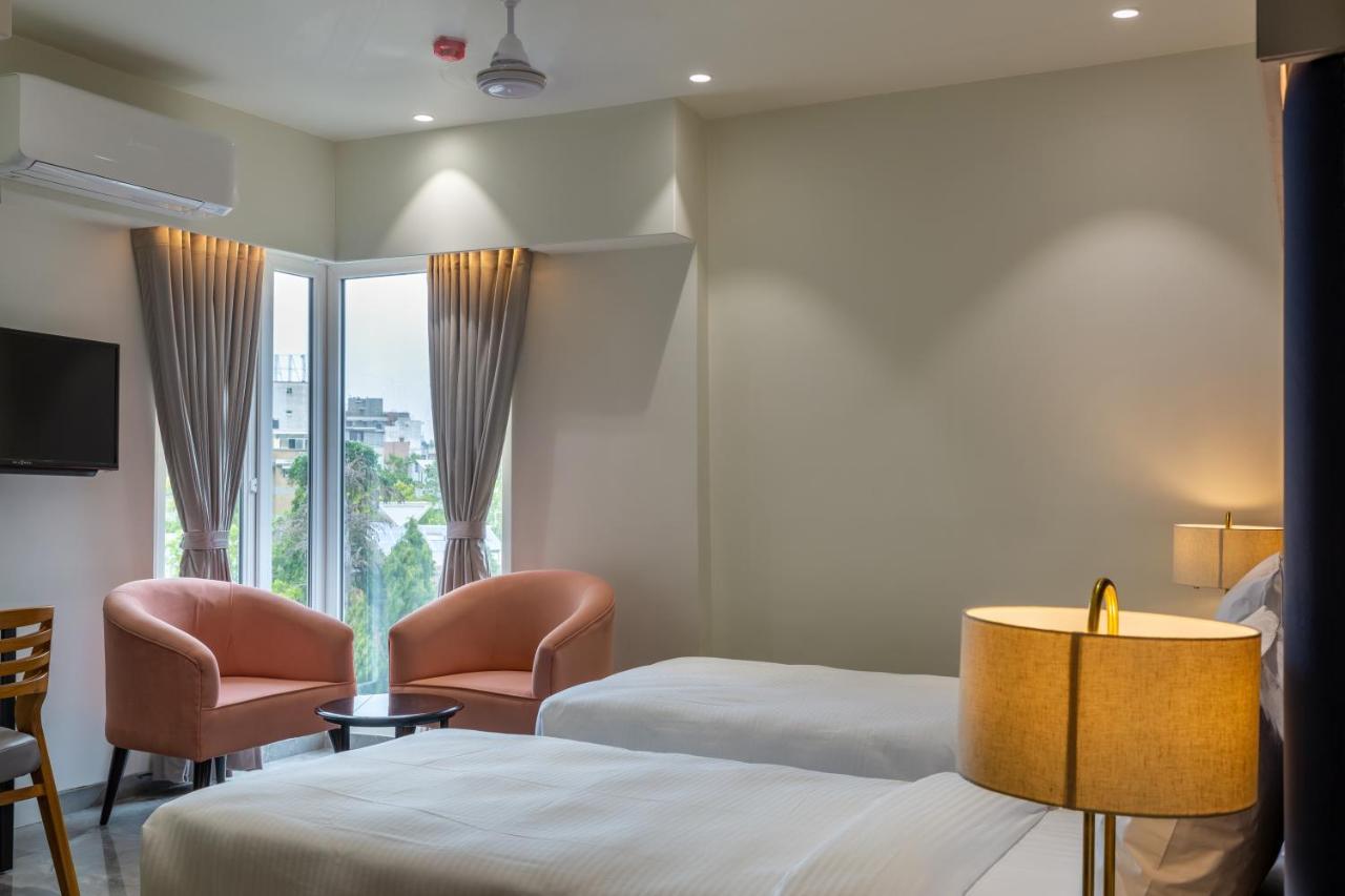 Nalanda 3*
