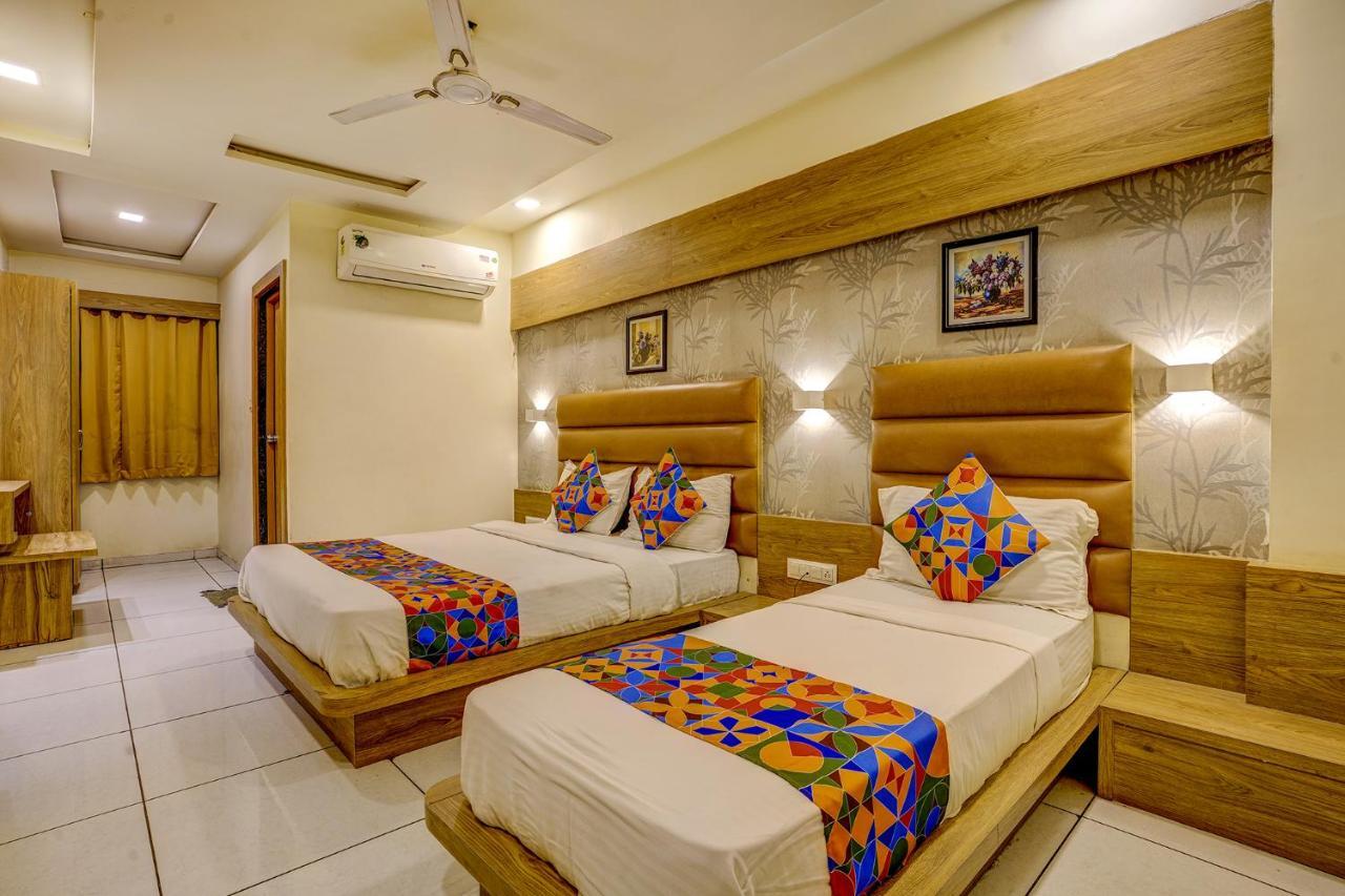 Fabhotel Silver Palace 3*