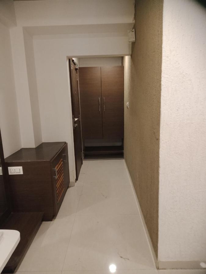 Airport One Hotel Ahmedabad