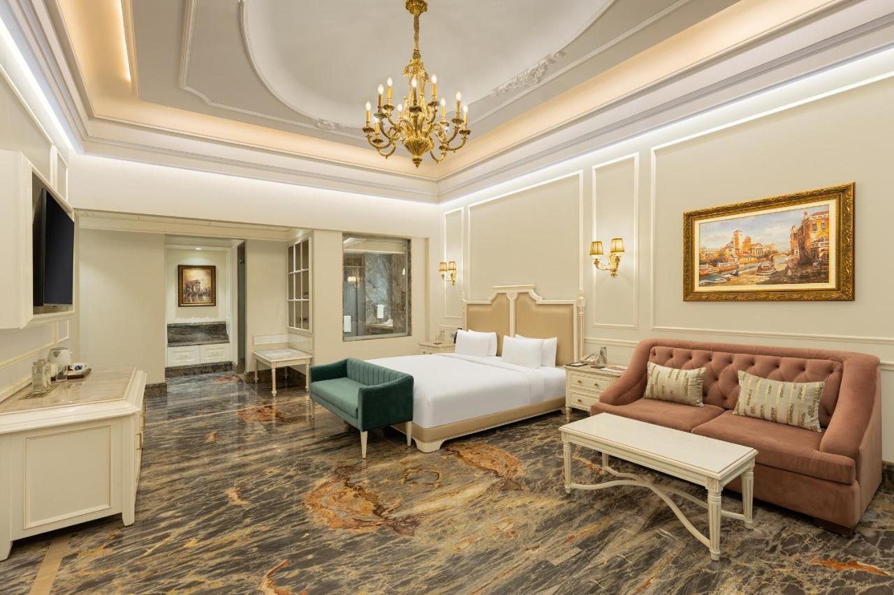 Hotel Hillock