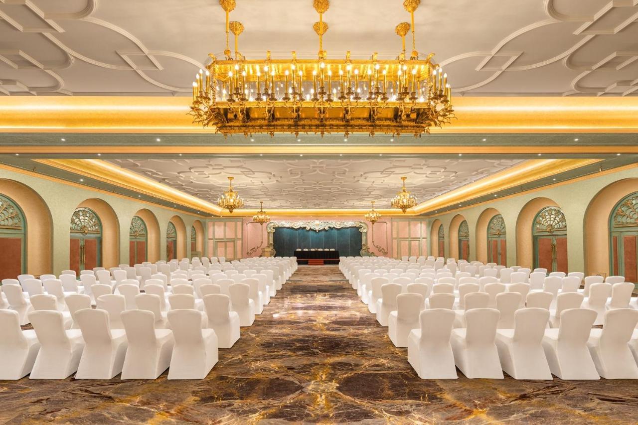 Hotel Hillock