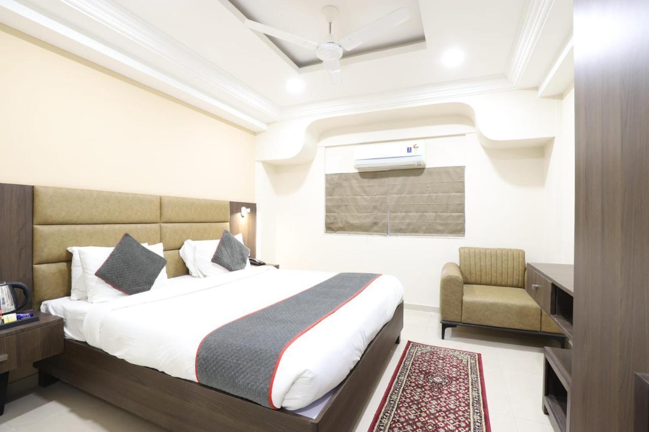 Alba Premier, Hotel 3*